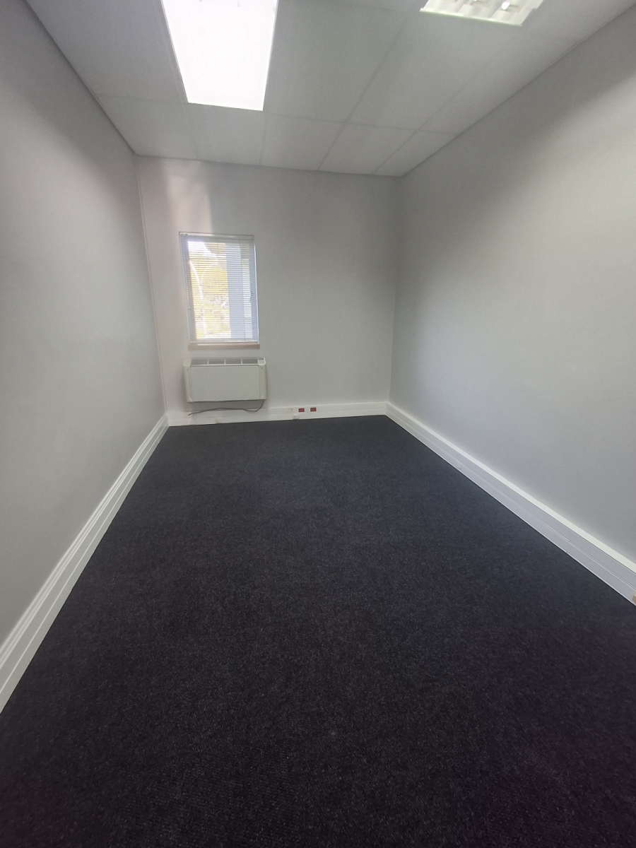 To Let Commercial Property for Rent in Berea Eastern Cape